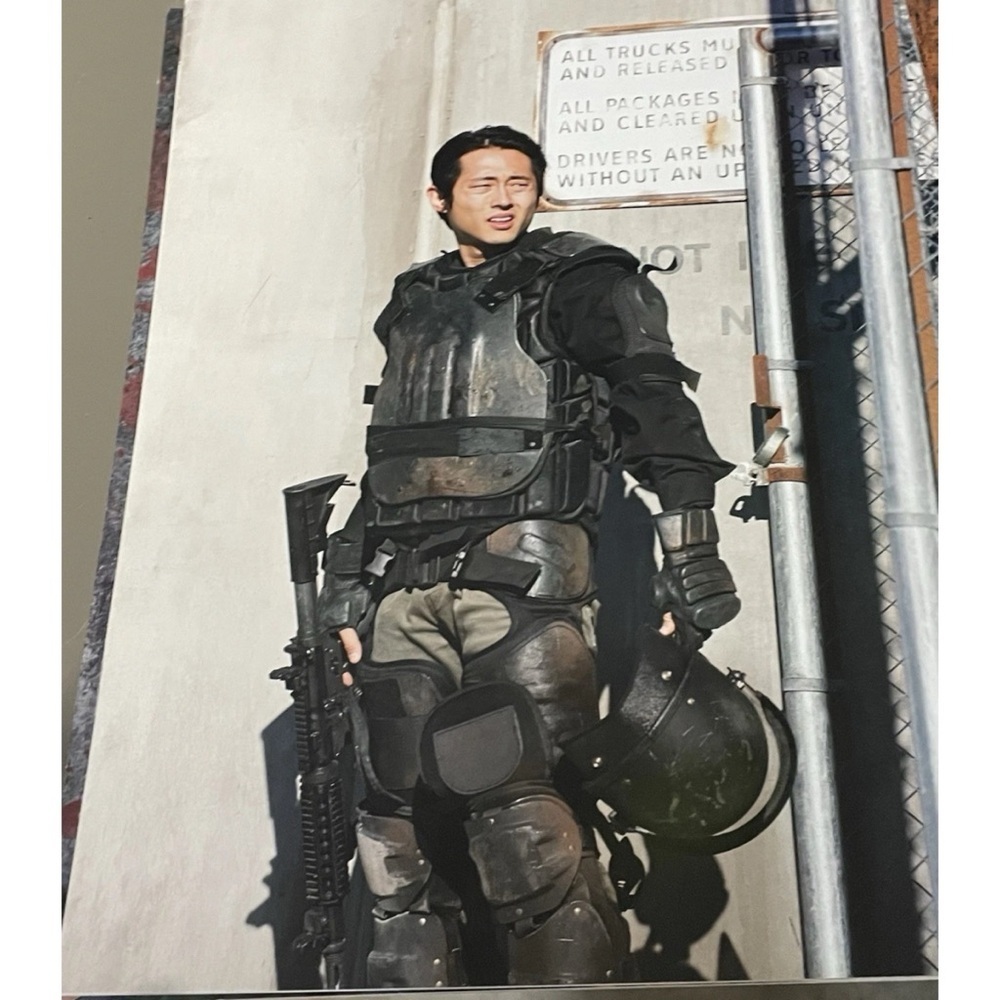 The Walking Dead " the poster collection " - Picture 3 of 9